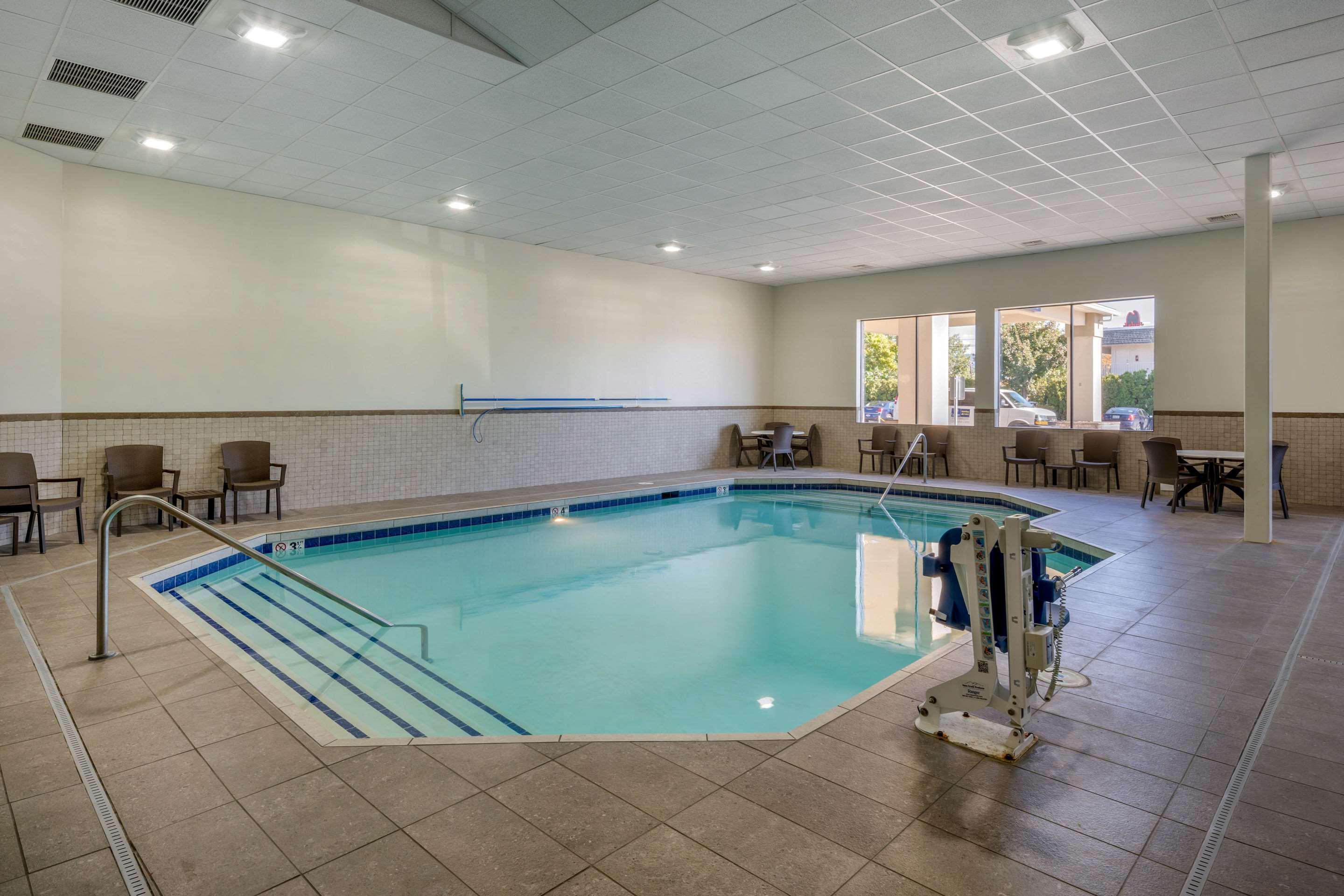 Mainstay Suites Coeur D'Alene Bagian luar foto